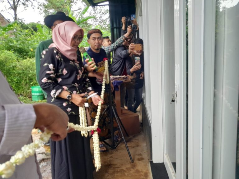 Kunjungi Kampung Budaya Piji Wetan Kudus, Disbudpar Resmikan Kantor