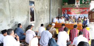 Foto: Polres Demak saat berada di Desa Surodadi Kecamatan Sayung dalam menyerap aspirasi warga di program 'Jumat Curhat' (Istimewa)