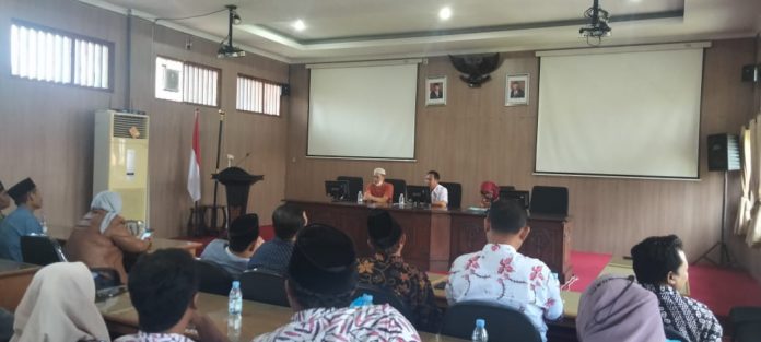 Audiensi warga Bulumanis Lor di Ruang Penjawi Pati, Jumat (3/3/2023) Audiensi warga Bulumanis Lor di Ruang Penjawi Pati, Jumat (3/3/2023)