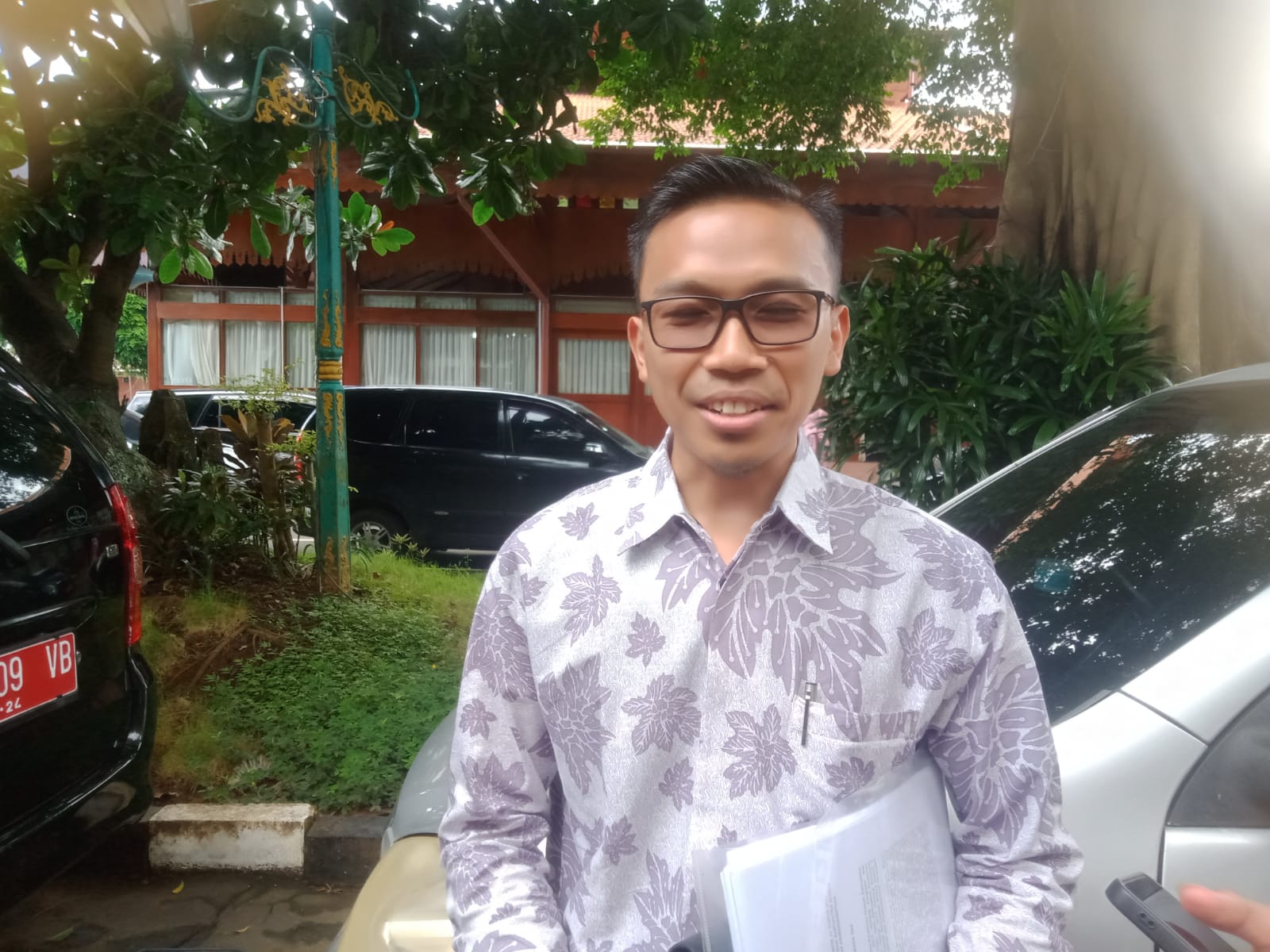 Foto : Ketua Garank 1 Seleksi Perades UNPAD Teguh Santoso usai ditemui audiensi bersama Bupati Kudus Hartopo