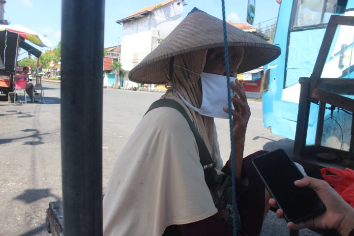 Cerita Nenek Pekerja Pematri Emas di Demak yang Masih Bertahan