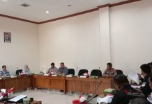 Berlangsung audiensi mempertanyakan tanah sengketa Desa Karangsari Kecamatan Cluwak Pati, Kamis (16/3/2023)