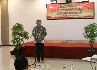 Foto: Rektor Universitas Muhammadiyah Kudus (UMKU) Rusnoto