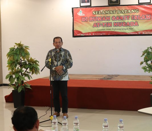 Foto: Rektor Universitas Muhammadiyah Kudus (UMKU) Rusnoto