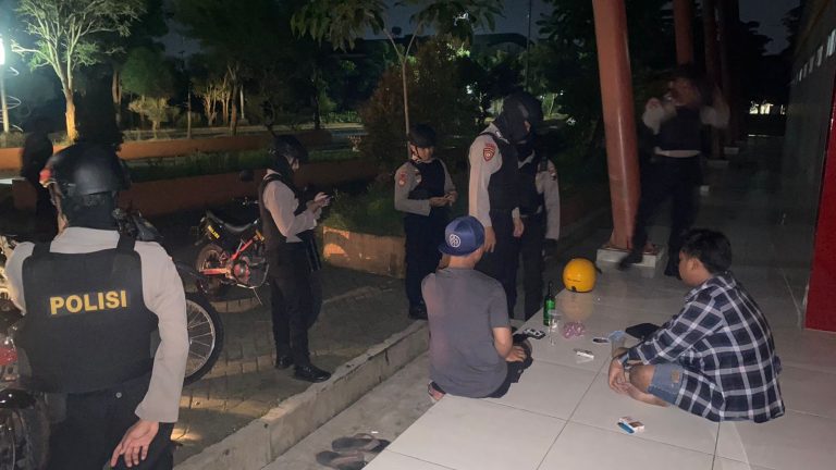 Pesta Alkohol di Balai Jagong, Empat Remaja Diamankan Samapta Polres Kudus