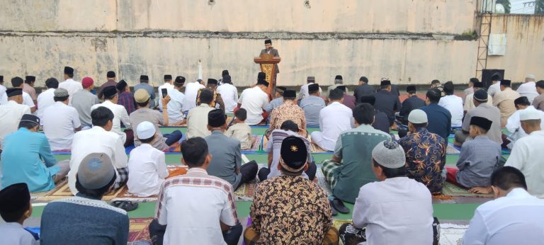 Sholat Idul Fitri 1444H PCM Mlonggo Jepara Teguhkan Spiritualitas Perilaku Utama