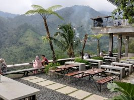 Foto: Wisata Seribu Batu Semliro di Desa Rahtawu Kabupaten Kudus yang menyuguhkan pemandangan alam