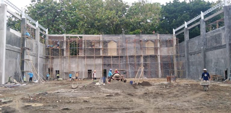 Minggu Ini Pembangunan Gedung Senam Direncanakan Pemasangan Atap