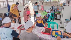 Pembuatan aneka roti kue kering di Lembaga Pemasyarakatan Kelas IIB Pati