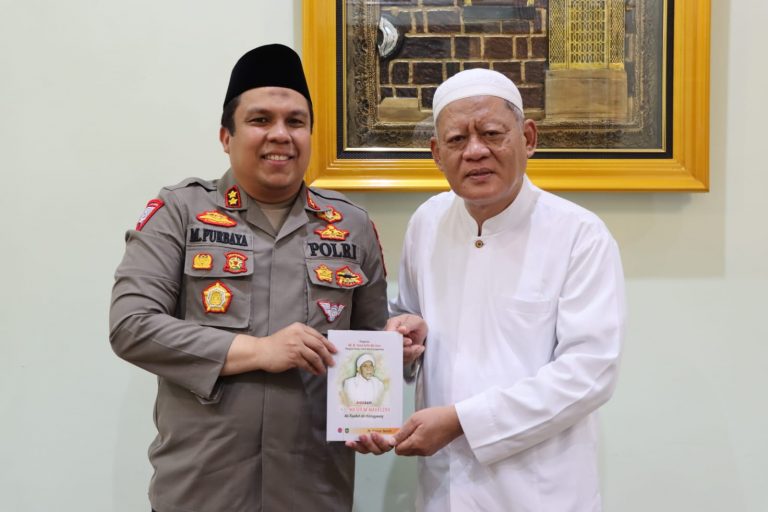 Minta Do’a Restu, Kapolres Demak Sowan Ketempat Ulama