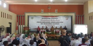 Foto: sosialisasi cukai yang bertempat di Balai Desa Loram Wetan