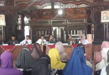Foto: tampak peserta UMKM Kudus saat mengikuti workshop jaminan produk halal