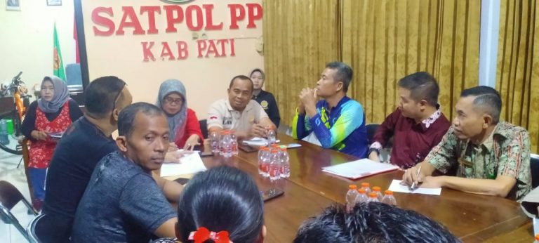 Pemkab Panggil Pihak Terkait soal SD di Dukuhseti Ditanami Pohon Pisang