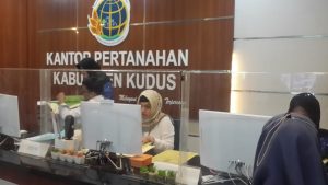 Foto: Kondisi di loket Kantor Pertanahan Kudus