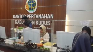 Foto: Kondisi di loket Kantor Pertanahan Kudus