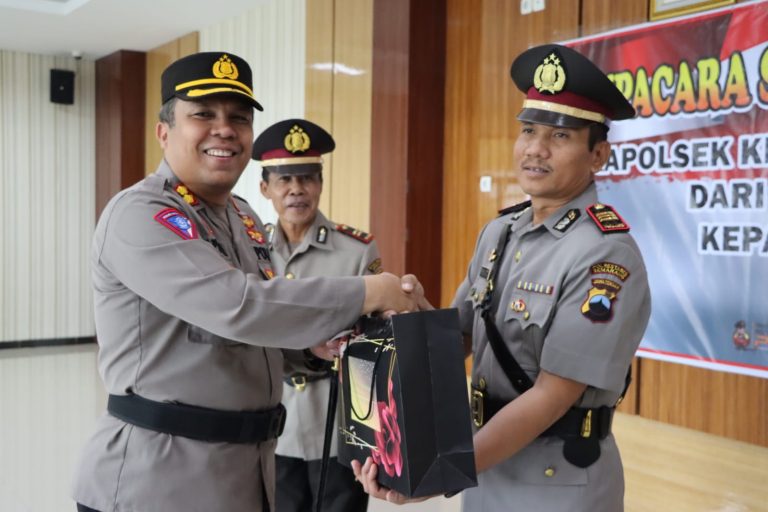 Gelar Sertijab Kapolsek Kebonagung, Ini Pesan Kapolres Demak