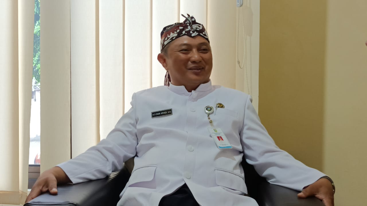 Foto: Kepala Desa Rahtawu H.R Didik Aryadi saat ditemui di sela kesibukannya