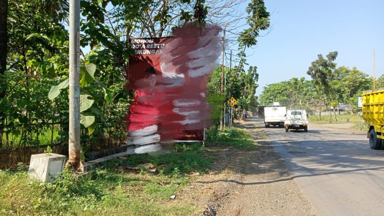 Belum Ada Tindakan soal Spanduk Bacaleg Bertebaran di Pinggir Jalan