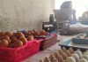 Harga telur di pasar Puri Baru merangkak naik