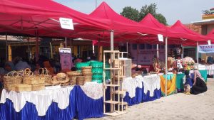 Foto: Tampak beberapa produk UMKM yang ditampilkan pada gelaran seni budaya dan festival makanan di Desa Karangrowo Kudus