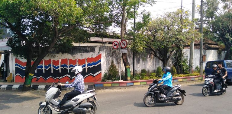 Aturan Kendaraan Roda 4 Dilarang Melintas Simpang 3 Godhi Sudah Berlaku