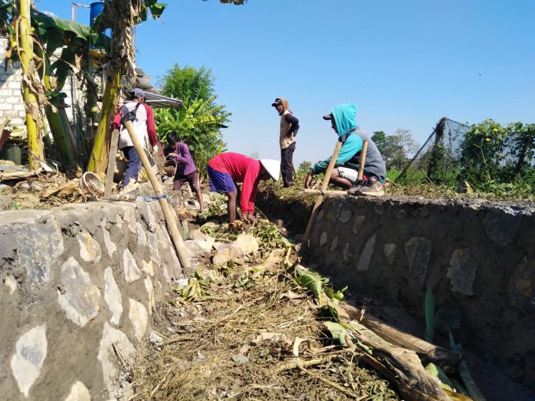 Desa Pangkalan Garap Sarana Jaringan Irigasi Pertanian