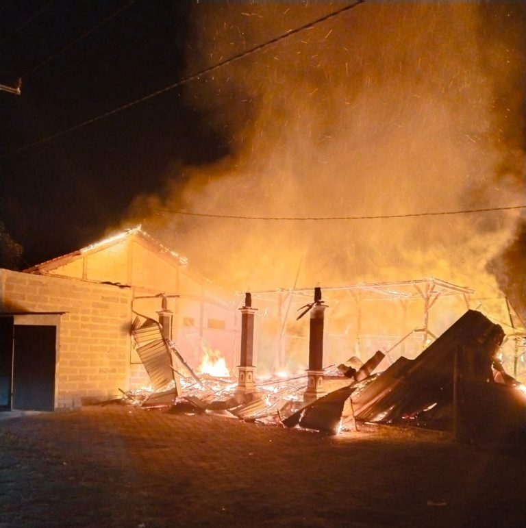 Rumah Beserta Dua Unit Motor Hangus Terbakar di Godong Grobogan, Diduga Karena Konsleting Listrik