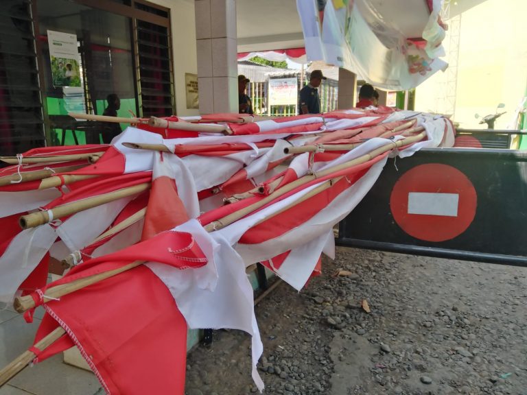 Polemik Pemasangan Bendera Merah Putih HUT RI di Tambaharjo