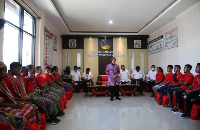 Mensos Risma saat Kunjungan Kerja di Kupang, Nusa Tenggara Timur (doc.instagram kemensos)
