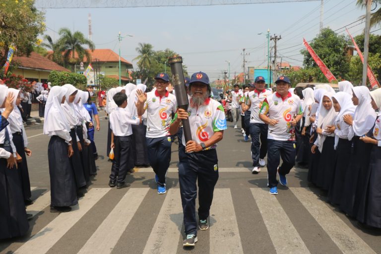 Obor Api Abadi Porprov Jateng tiba di Jepara