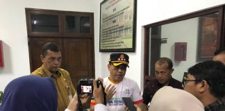 PJ Bupati Jepara Edy Supriyatna bersama kepala BKD kabupaten Jepara Ony Sulistijawan.