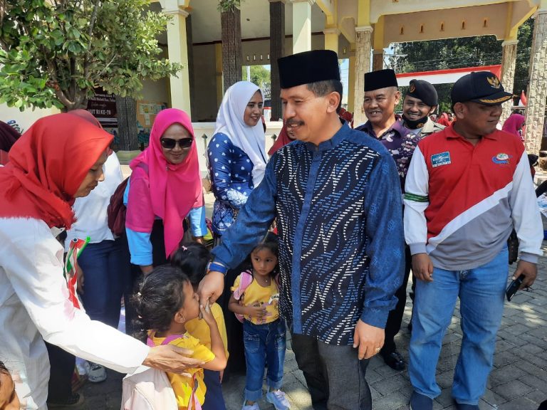 Ratusan Ibu dan Anak PAUD di Jepara Ikuti Finger Painting