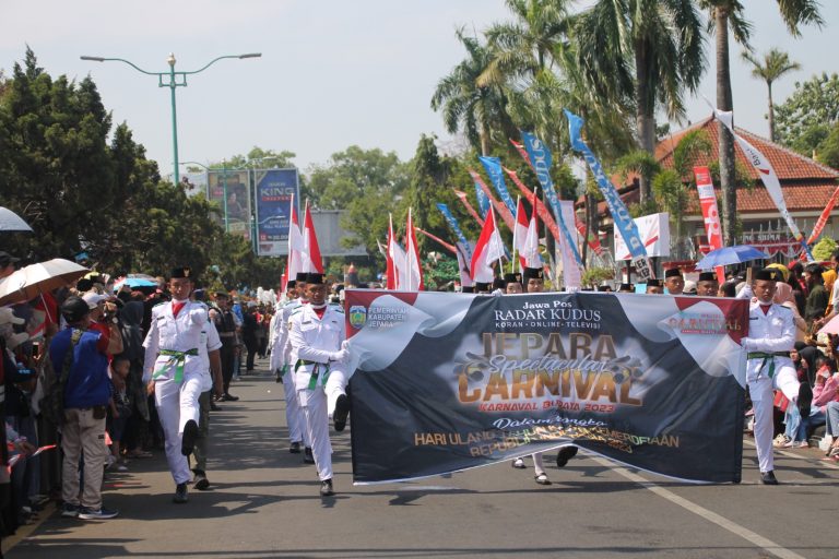 Karnaval Budaya Jepara Spectacular Carnival Dibanjiri Penonton