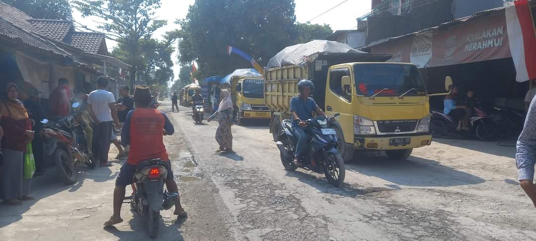 Warga di Desa Wegil Sukolilo meminta aktivitas tambang dihentikan