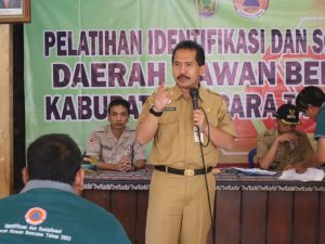 Sekda kabupaten jepara Edy Sujatmiko memberikan sambutan.