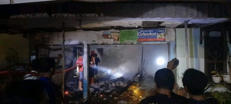 Rumah dan Toko Milik Anggota Polisi Terbakar, Kerugian Ditaksir Rp 90 Juta