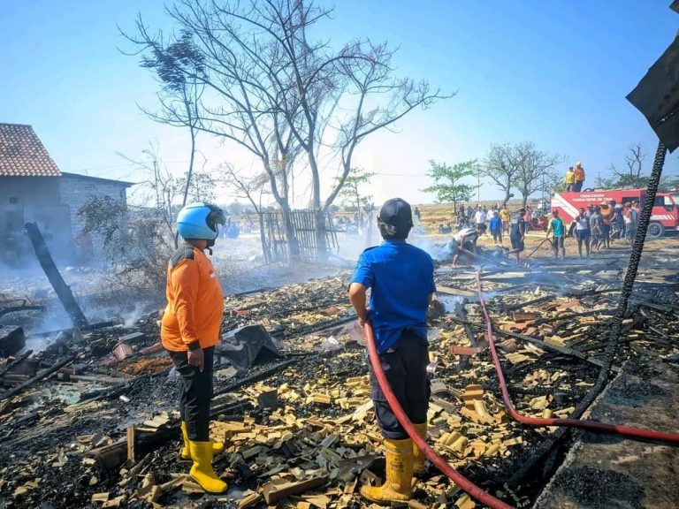 Rumah Warga Klayusiwalan Terbakar, Pemilik Merugi Rp 100 Juta