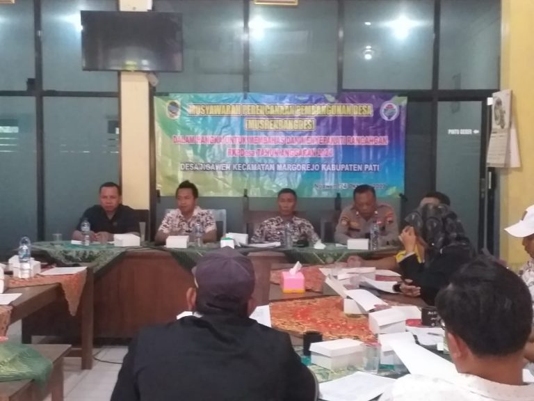 Pimpin Rapat Musrenbangdes, Kades Rencanakan Pembangunan Desa