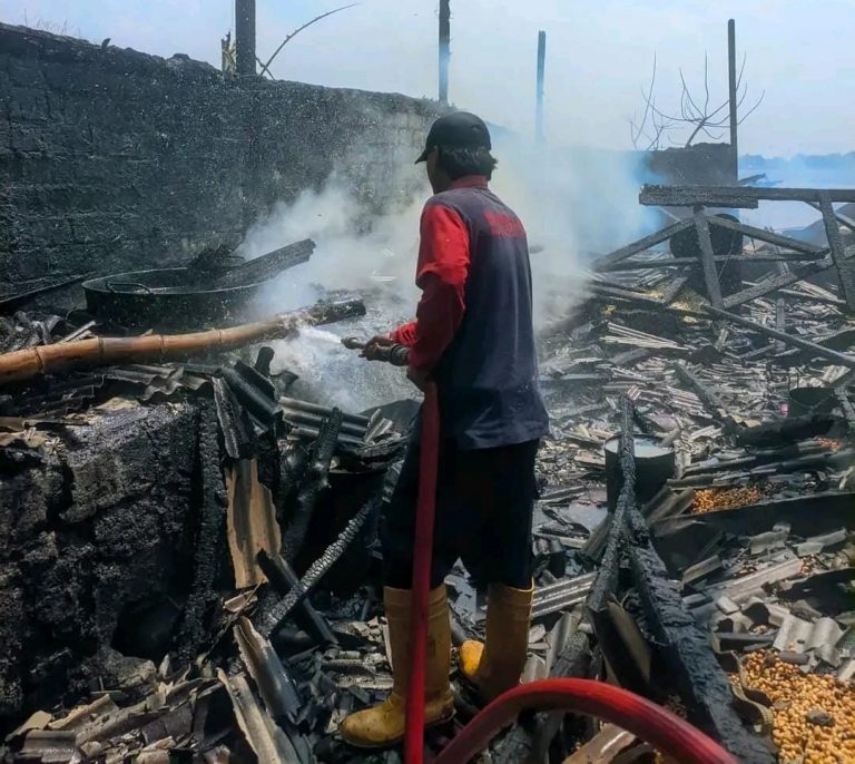 Pabrik Pengolahan Marning di Wedarijaksa Terbakar