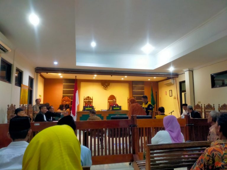 Sidang Kasus Pajak Semen Grobogan Hadirkan Empat Saksi