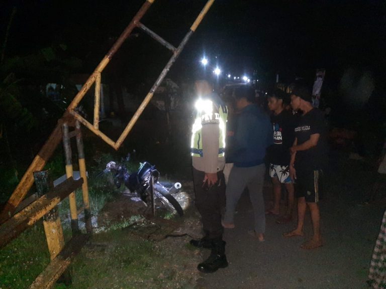 Seorang Kakek di Grobogan Tertabrak Kereta Api Saat Hendak Jual Sayur Ke Pasar