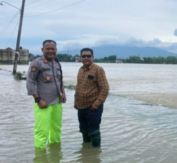 Banjir Melanda Pemukiman Warga Desa Mintobasuki