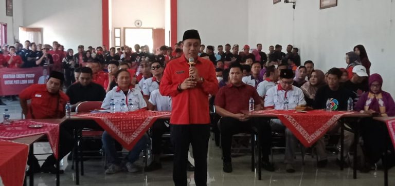 Mantan Wabup Pati Syaiful Arifin Daftar Jadi Bacabup