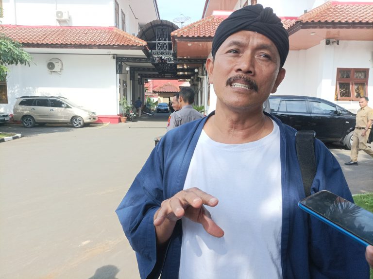 Aktivis Lingkungan Sebut Puluhan Tambang Sukolilo Tak Kantongi Izin