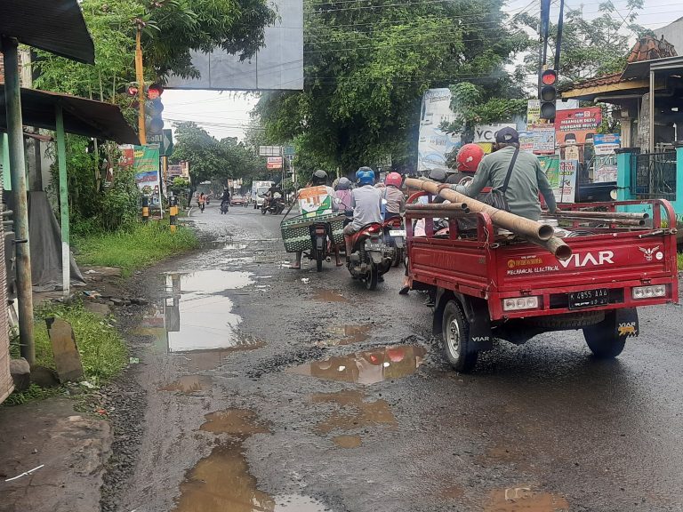 Pemkab Pati Tambah 13 Ruas Perbaiki Jalan Rusak, Ini Daftarnya