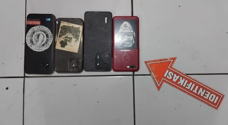 Polsek Margorejo Tangkap Pemuda Spesialis Maling Handphone saat Konser