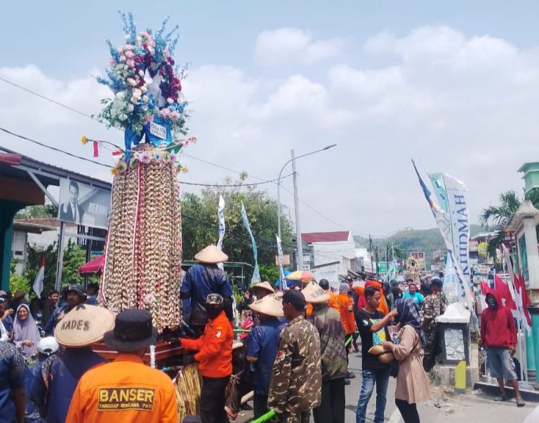 Tradisi Meron di Sukolilo Pati Meriahkan Maulid Nabi dengan Nuansa Religi dan Budaya