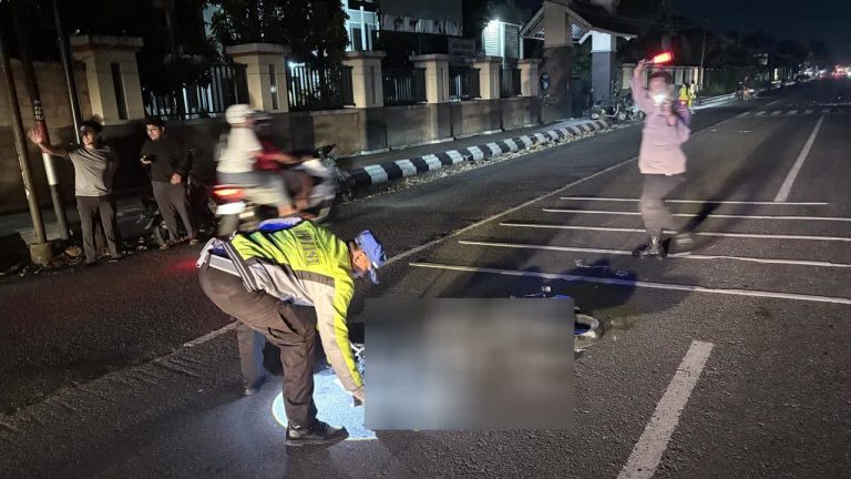Laka Tunggal di Jalan P. Sudirman Pati, Pemuda 20 Tahun Meninggal Dunia