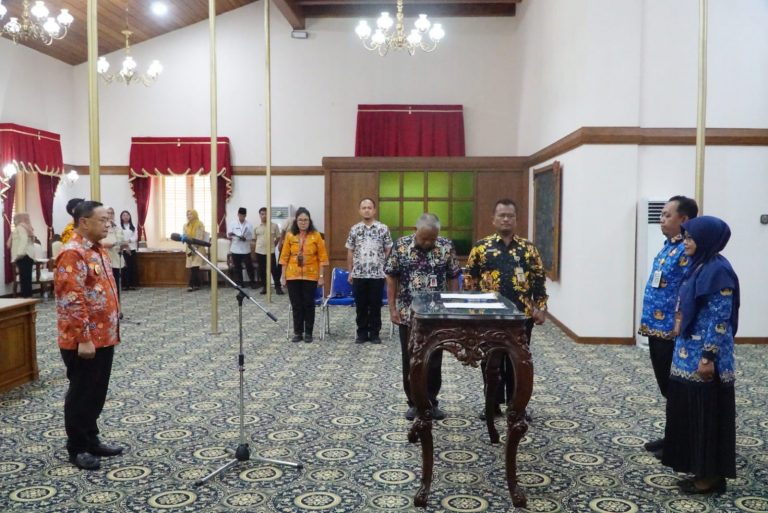 Sudewo Kukuhkan 13 Kepala Puskesmas, Tekankan Pelayanan Ramah dan Profesional