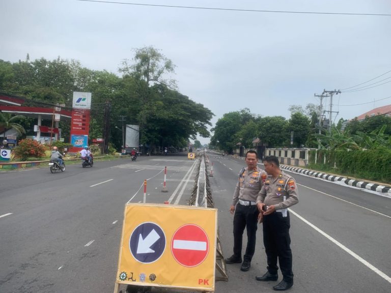 Cegah Kecelakaan di Proyek Jalan Pati–Kudus, Satlantas Ultimatum Pemasangan Lampu dan Rambu
